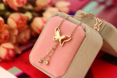 Picture of Trendy Rose Golden Butterfly Stone Payel Nupur Anklet for Women New Fashion - Anklet for Girls Simple Stylish