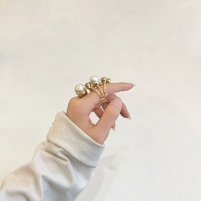 Picture of Pearl Ring For Women Exaggerate Shiny Zircon Irregular Rings Girl Korean Style Ladies Ring Fashion Jewelry