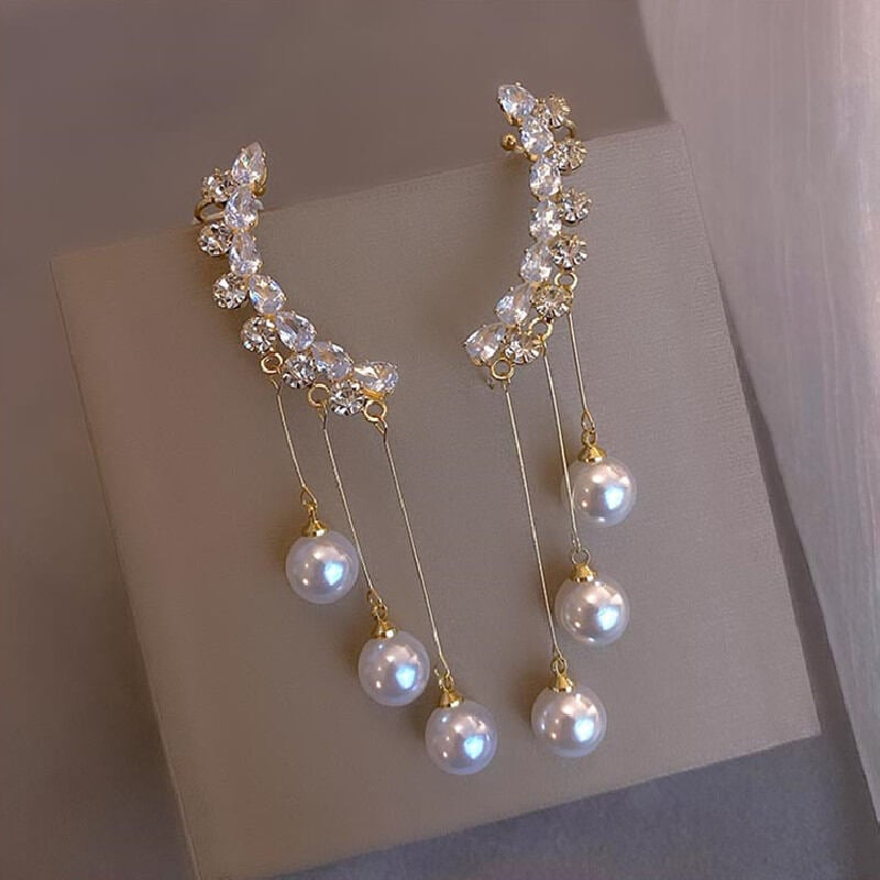 Picture of Fashion pendants personalizes Zircon Earrings White Pearl Tassel Stud Earrings