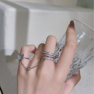Picture of Tassel Butterfly Rings Hot Butterfly Tassel Finger Super Ins Rhinestone Nail Fingertip Ring Index Women's Jewelry
