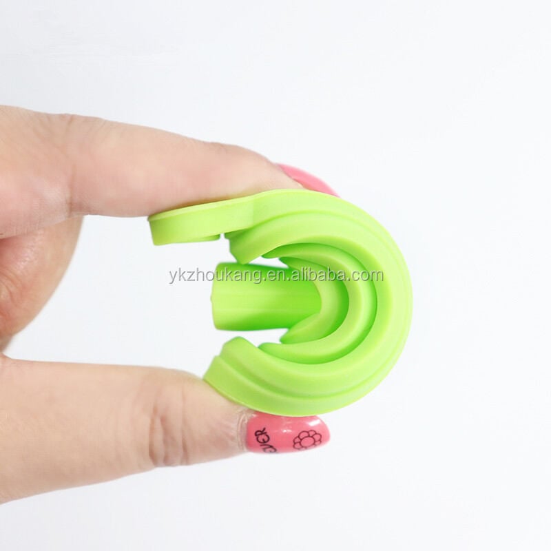 Picture of 3 Pcs set  Silicone funnel Mini telescopic folding funnel Pour oil  funnel