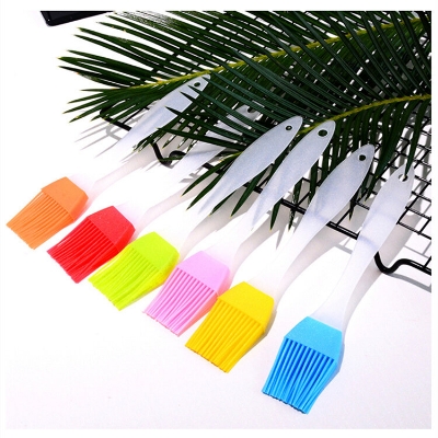 Picture of 1 Pcs Kitchen Baking Tool Food Grade Non-stick Silicone Pastry Brush Grill BBQ Oil Brush 1pc Liquid Oil Cake Brush Silicone Baking Oil Brush