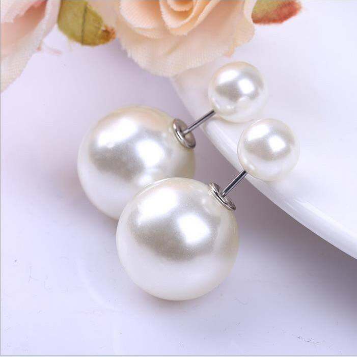 Picture of Vintage Pearl Stud Earrings Simple Pearl earing on Silver Plated for women
