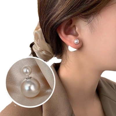Picture of Vintage Pearl Stud Earrings Simple Pearl earing on Silver Plated for women