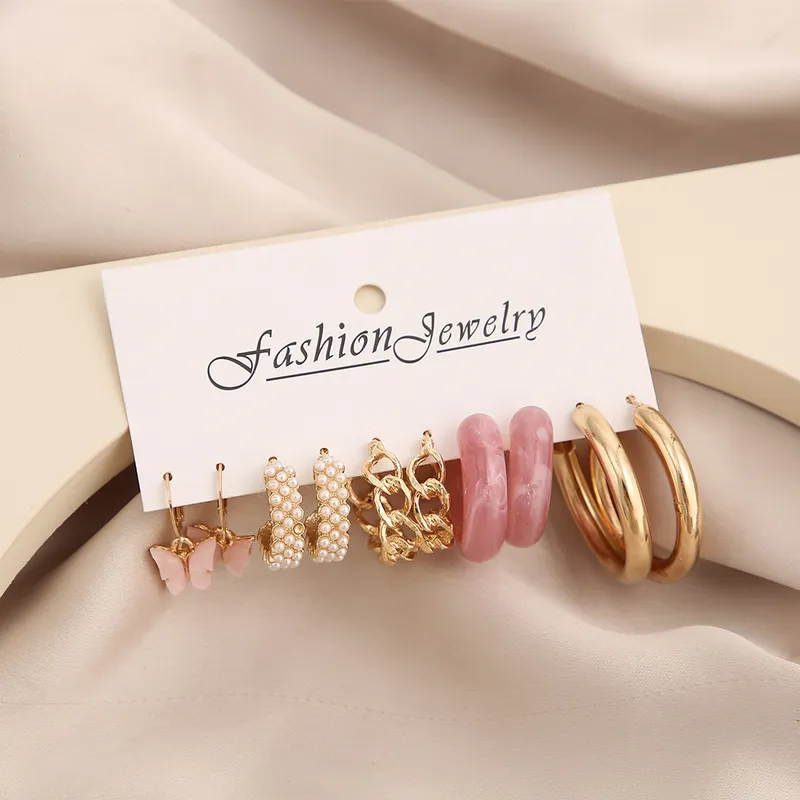 Picture of Vintage Geometric Gold Metal Earrings Set for Women Punk Pearl Dangle Drop Earrings Jewelry