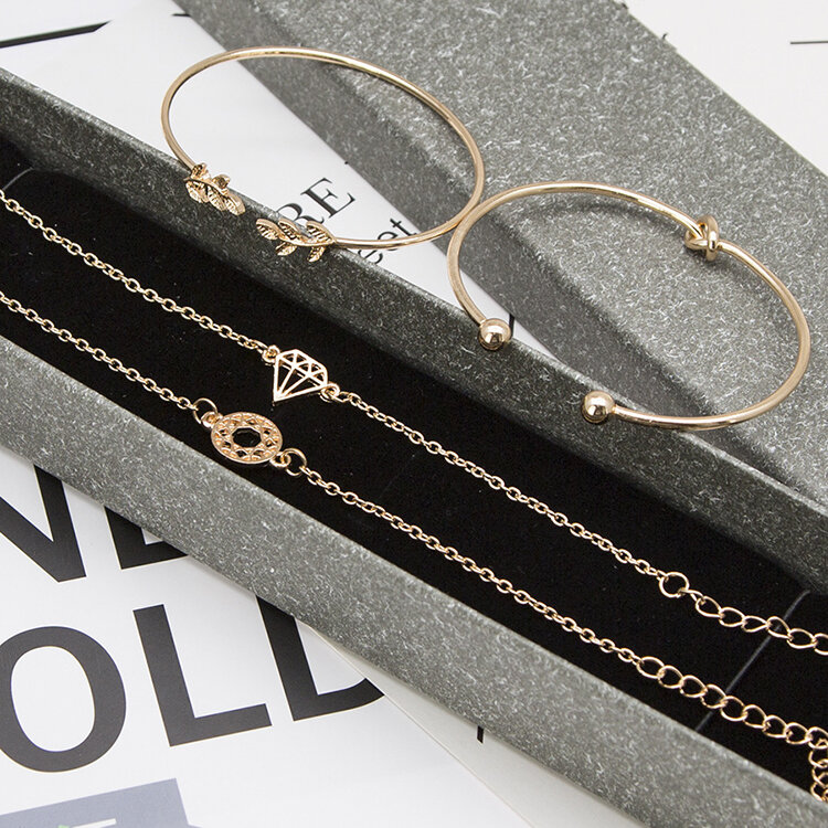 Picture of 4 Pcs Set Fashion Ladies Simple Bracelets for Women