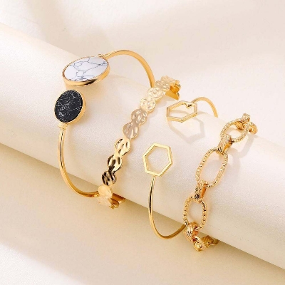 Picture of 4 Pcs SET New Vintage Bracelets Set Crystal Heart lucky Diamond 8 Charm Bracelet Bangle For Women Fashion Jewelry