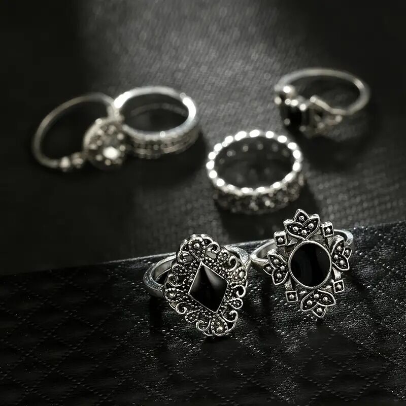 Picture of European and American foreign trade personality trend hollow lotus 15-piece set ring black gem joint set ring