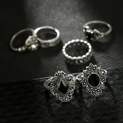 Picture of European and American foreign trade personality trend hollow lotus 15-piece set ring black gem joint set ring