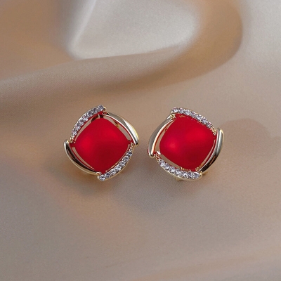 Picture of Elegant  Red Pearl Diamond Stud Earrings Jewelry 2024 Charm Geometric Crystal