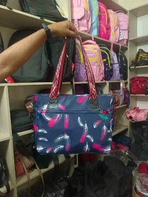 Picture of Trendy Ladies Handbags green color Casual Tote Shoulder Bag for Women – Versatile Large Capacity Lady Purse Fashion Shoulder For Women Ladies Crossbody Hand Bags Luxury Purses And Handbags - Multicolor