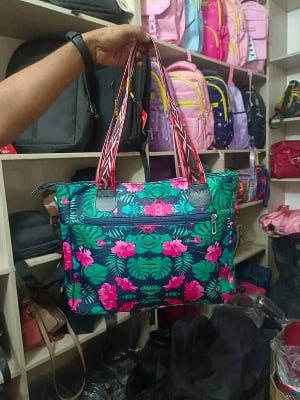 Picture of Trendy Ladies Handbags green color Casual Tote Shoulder Bag for Women – Versatile Large Capacity Lady Purse Fashion Shoulder For Women Ladies Crossbody Hand Bags Luxury Purses And Handbags - Multicolor