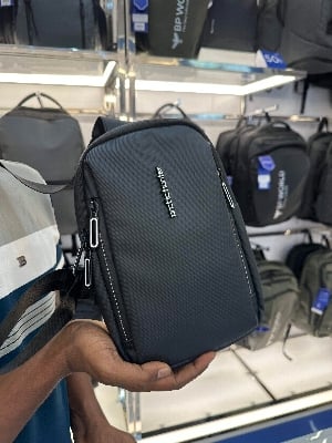 Picture of Arctic Hunter Anti - theft Fashion Crossbody Bag Official Messenger Bag Bike Rider Crossbody Bag Pu Leather Bag Shoulder Bag Diagonal Package Handbag Bag For Men Anti - Theft Tsa Lock Chest Bag Multi - Function Travel Sling Shoulder Bag backpack Usb Charging - Black