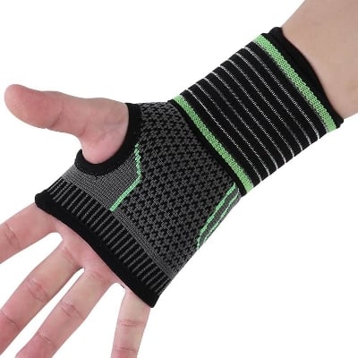 Picture of Compression Fabric High Elastic Bandage Fitness Yoga Wrist Support Crossfit Gym Powerlifting 1 Pis - Green