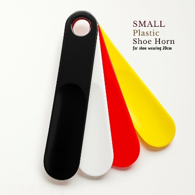 Picture of Small Plastic Shoe Horn For Shoe Wearing 20cm - Multicolor