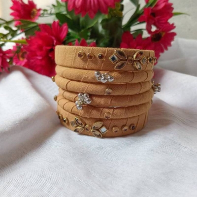 Picture of Handmade Kundan Bangle 6 pcs-30 cm