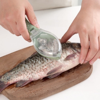 Picture of Fish Scale Scraper with Cover - Safe, Manual, and Hand-Protective Tool - L type