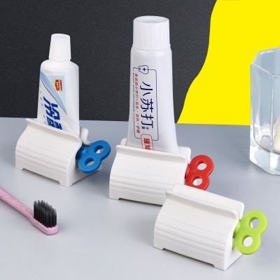 Picture of 1 Pcs Manual Toothpaste Squeezer Bathroom Supplies Roller Dispenser Squeezer Lazy Sample Facial Cleanser Squeezer Toothpaste Clip Creative Squeezer Dye Tube Wringer Bathroom Tool
