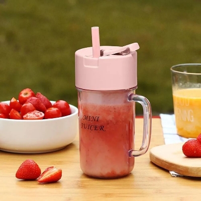 Picture of Electric Juicer Mini Portable Blender Fruit Mixers Extractors Multifunction Juice Maker Machine Blender with Straw Pink - Multicolor
