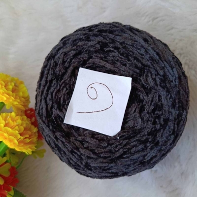 Picture of microfiber chenille yarn knitting patterns velvet chenille yarn for knitting (Hook Size 2.5 - 3.0 mm)