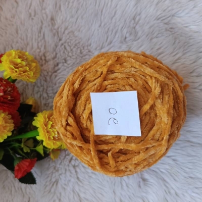 Picture of microfiber chenille yarn knitting patterns velvet chenille yarn for knitting (Hook Size 3.5 - 4.0 mm)