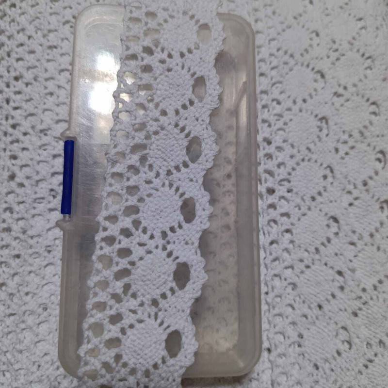 Picture of 5 yards 1.5cm crochet cotton lace-White