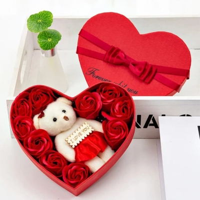 Picture of Valentine Love Gift Box with Teddy & Heart Design