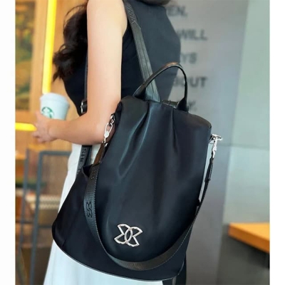 Picture of Black Large Capacity Outdoor Women's Tote Bag