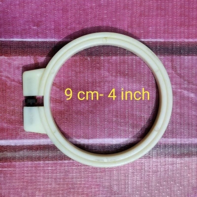 Picture of embroidery hoop adjustable cross stitch frame plastic