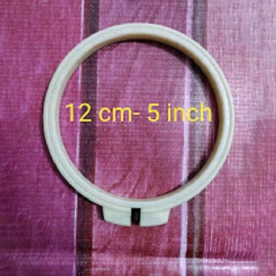 Picture of embroidery hoop adjustable cross stitch frame plastic