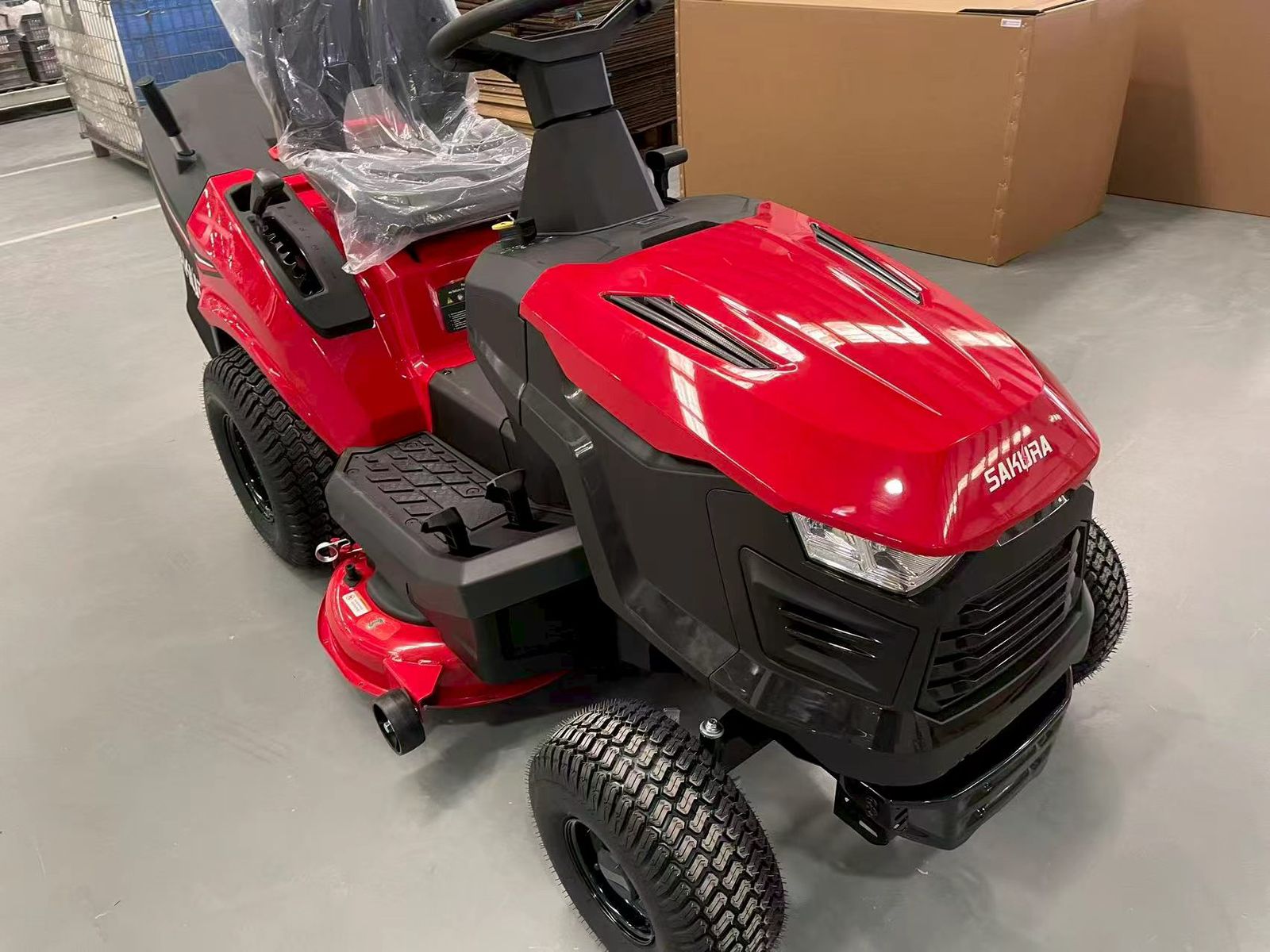 Picture of SAKURA 38” Riding Mower SRM38E