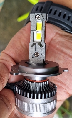 Picture of F11 Ultra Bright & Powerful LED light. 1 Year Warranty. (H4 Socket)(1piece)(45W/10000LM)(White Color)(High/Low Beam). For Bike.