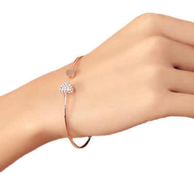 Picture of LOVE HEART WOMEN CRYSTAL ZIRCON CUBIC BRACELET  