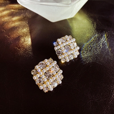 Picture of Whimsical Versatile -Simple Square Dangle Earrings for Women Full Rhinestone Earrings Korean Fashion Cute Jewelry- Avant-garde Off White 15 MM