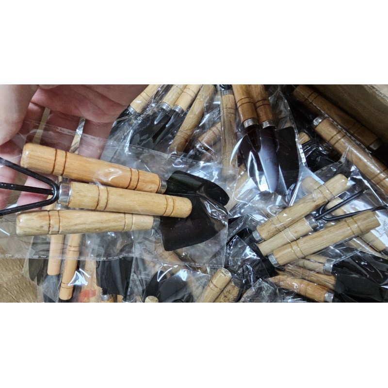 Picture of 3Pcs Set Gardening Tools Small Shovel, Rake, and Potting Supplies for Flowers, Vegetables, and Succulents Multicolor 