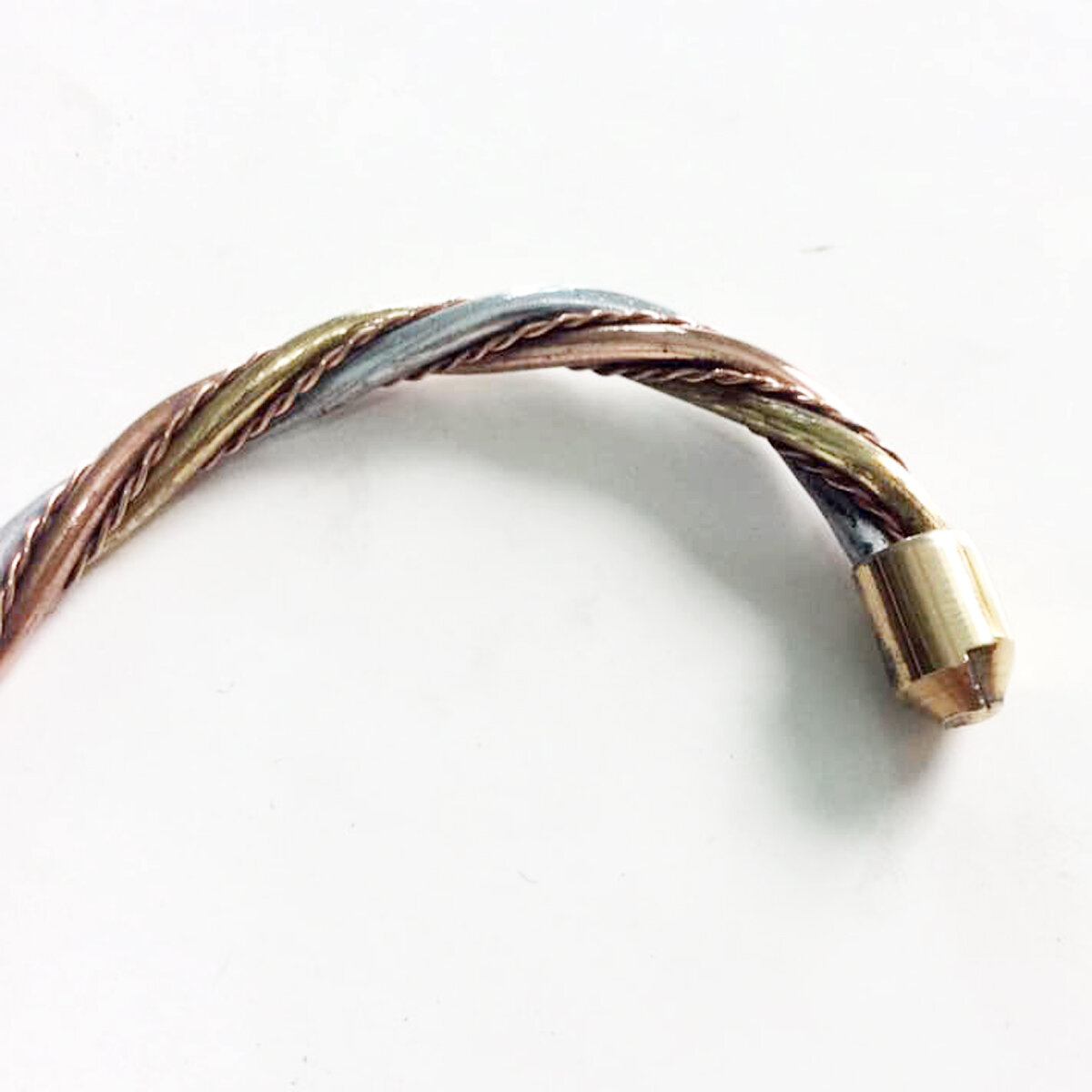 Picture of Adjustable Multicolor Osto Dhatu Bracelet for Men and Women Fashion Jewelry