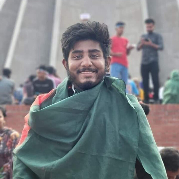Picture of (6 By 3.5) Feet Bangladesh National Flag Factory Direct Supply Set A China Fabrics Potaka Show Patriotism ideal for Any Occasion Celebrate Victory or Independence Day Stationery Craft items Green And Red Color - Sticky Notes Gift Item Brand Class