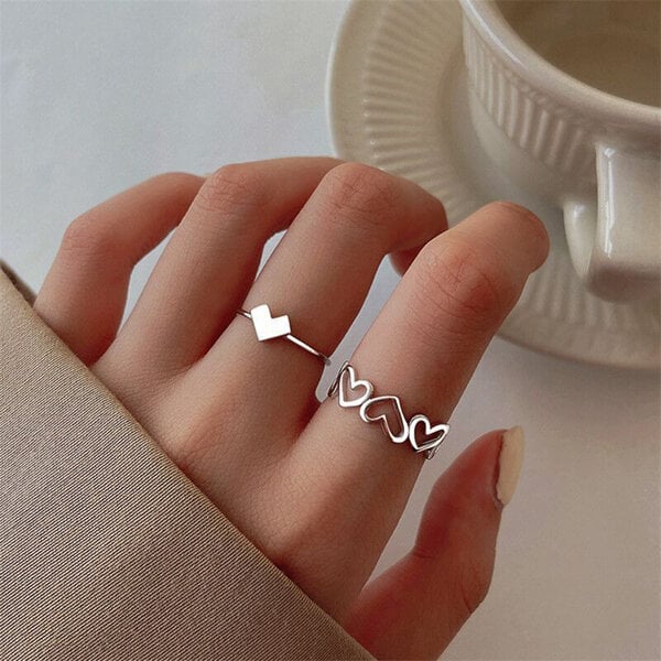 Picture of 2 PCS Adjustable Creative Hollow Heart Finger Rings Set E1 Versatile Personality Autumn Retro Angti Daily Life Jewelry Accessories Birthday Wedding Engagement Bridal Party Fair Festival Gift Item for Female Silver Color