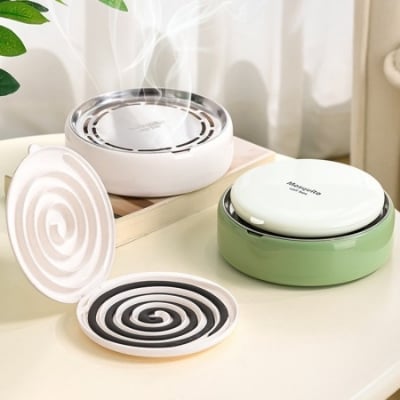 Picture of Portable Mosquito Coil Holder with Closed Cover Protection