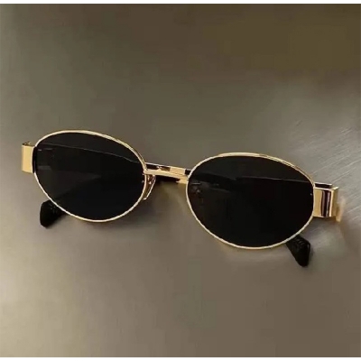 Picture of Men's and Women Fashion Sunglass
