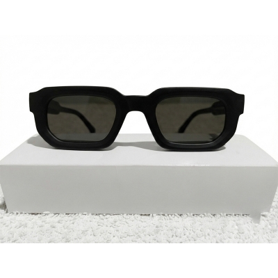 Picture of Unisex Fashion Sunglass