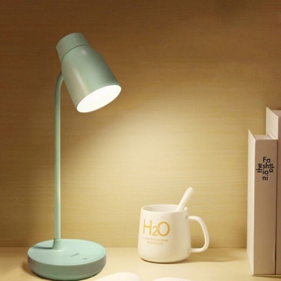 Picture of YAGE YG-T119 Eye Protection Soft LED Light Desk Lamp - Green - Multicolor