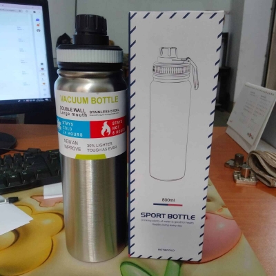 Picture of 800ml Double Wall Vacuum Insulated 304 Stainless Steel hot and cold Sport Water Bottle Multicolor 