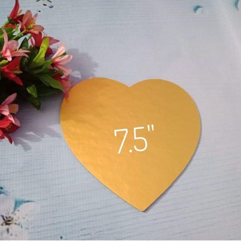 Picture of 1 Pound- Heart Shape Golden Cake board 7.5 inch (5 Pcs of pack)  