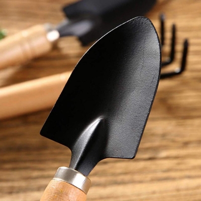 Picture of 3PCS/Set Mini Garden Shovels Claw Tool With Wooden Handles DIY Garden Hand Tools For Limited Areas Flower Pots Garden Accessor Black 