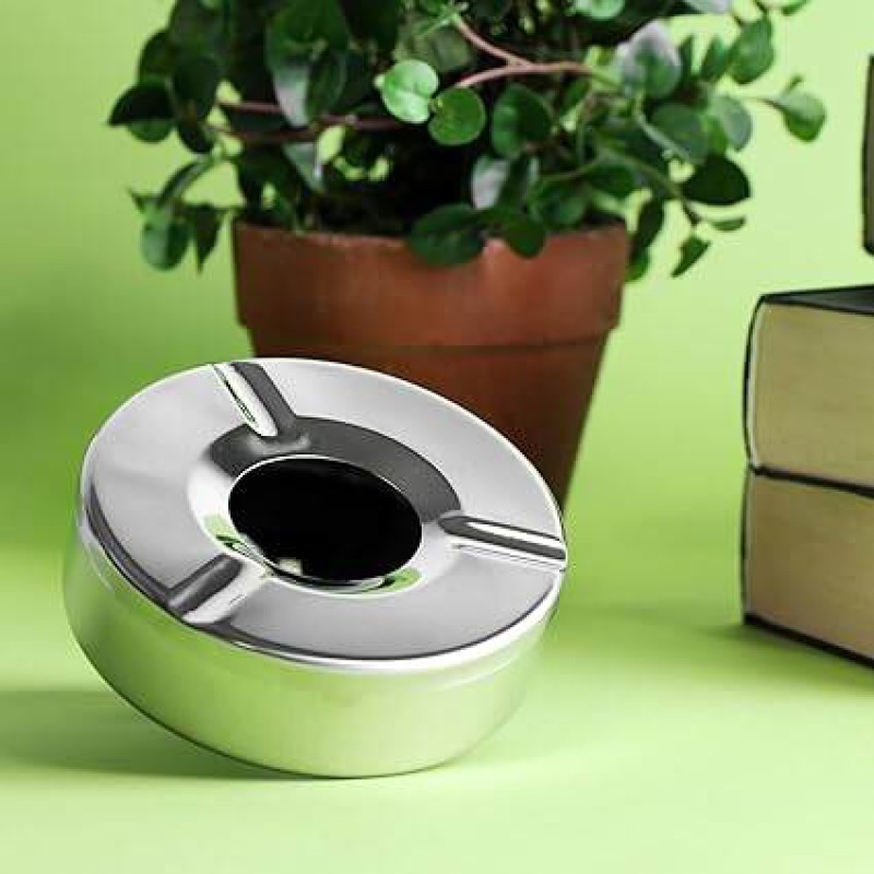 Picture of Medium Round Stainless Steel Ashtray With Wind Proof Lid- 1 ps [10.7cm/3.8cm] Silver 