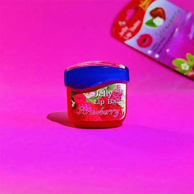 Picture of STRAWBERRY LIP GEL (9G) MADE IN THAILAND