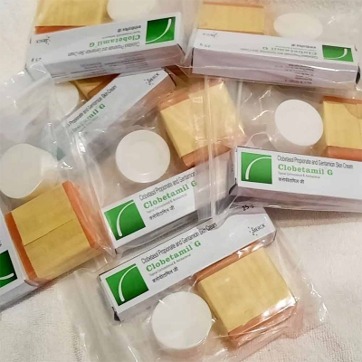 Picture of 3 in 1 Clobetamil G Skin Soap + Cream Set - White