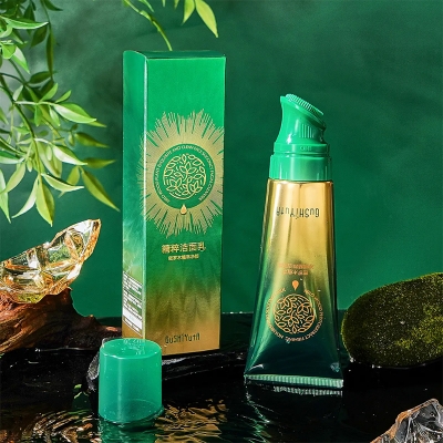 Picture of GUSHIYUTA Myrothamnus Flabellifolia Revitalizing Essence/Gel 120g - Green