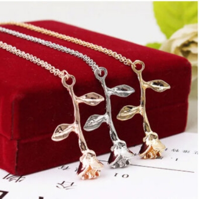 Picture of Rose Flower Pendant Necklace Hot Selling Jewelry Flower Clavicle Chain Female - Necklace For Girls (Rose Neclace)